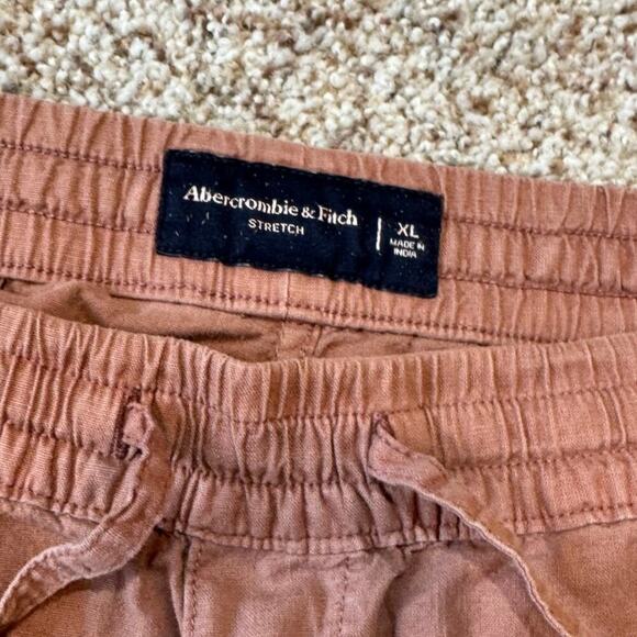 Abercrombie & Fitch shorts, size Men's XL, NWOT, Reddish Brown, Elastic Waist - Picture 3 of 10